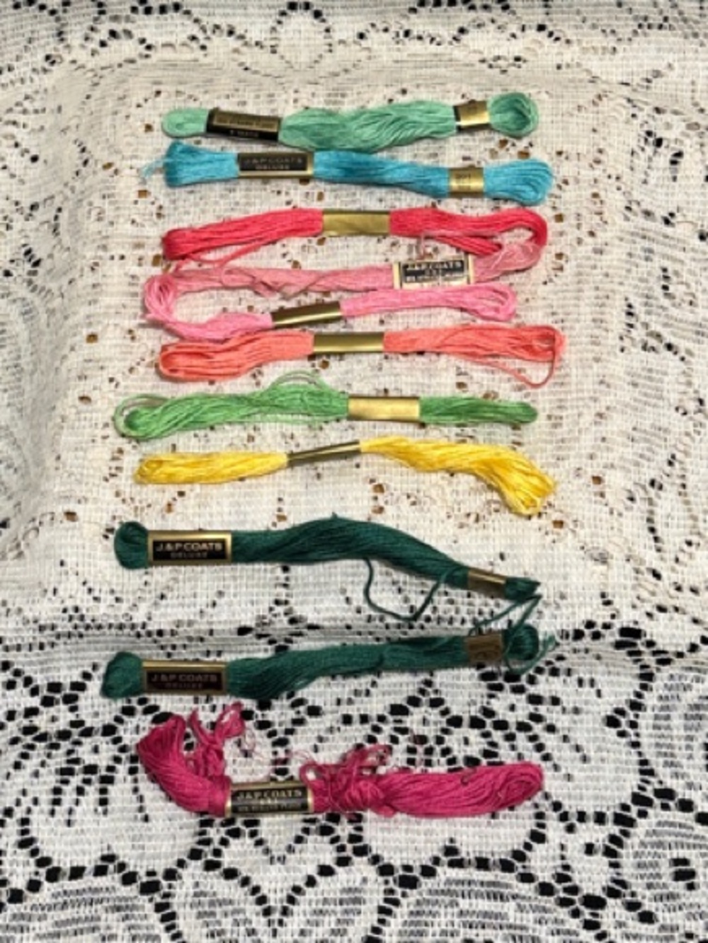Multiple Embroidery Thread -Multicolor - Picture 10 of 16
